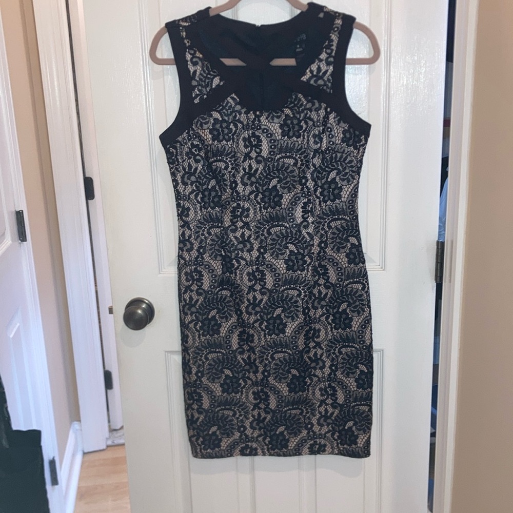 Enfocus Studio Black and Cream Sheath Mini Dress